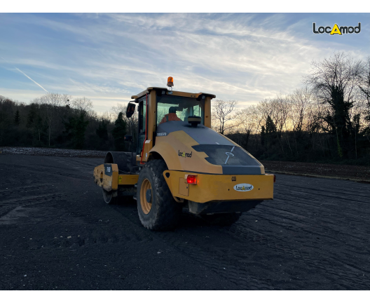 location compacteur 16T
