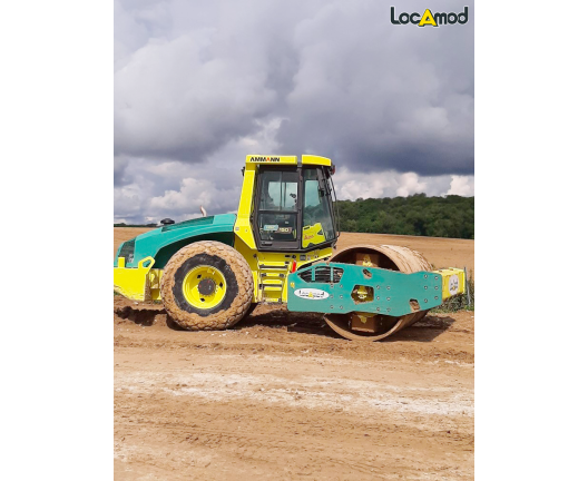 rouleau monocylindre plus de 20T
